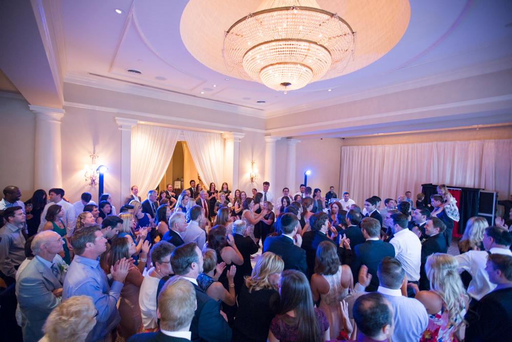 Wedding celebration at Sherwood Country Club, Lake Sherwood