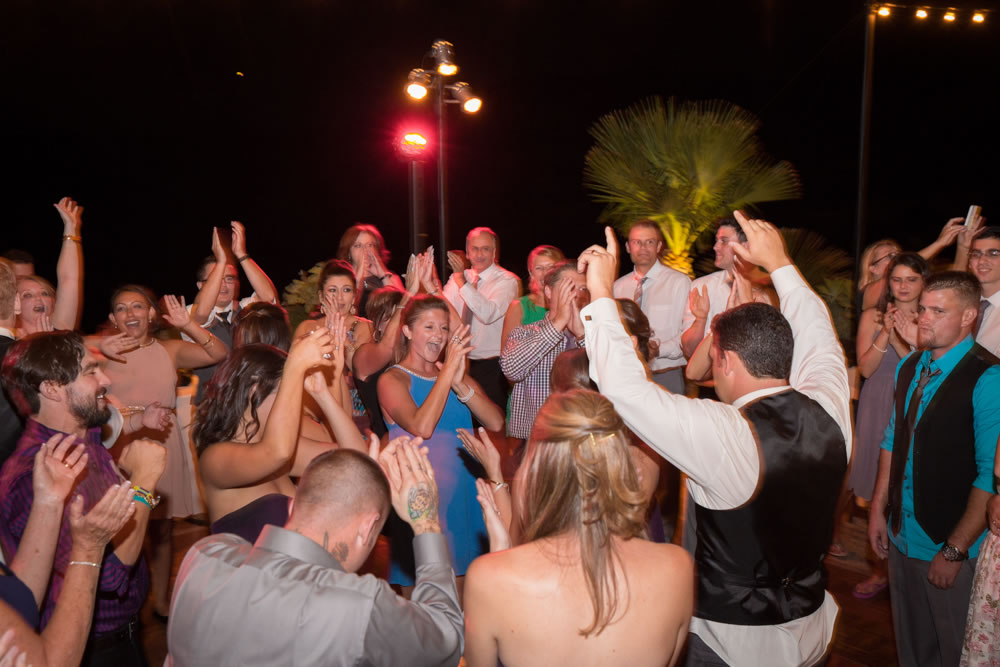 DJ JAS Productions wedding at Hummingbird Nest Ranch, Simi Valley