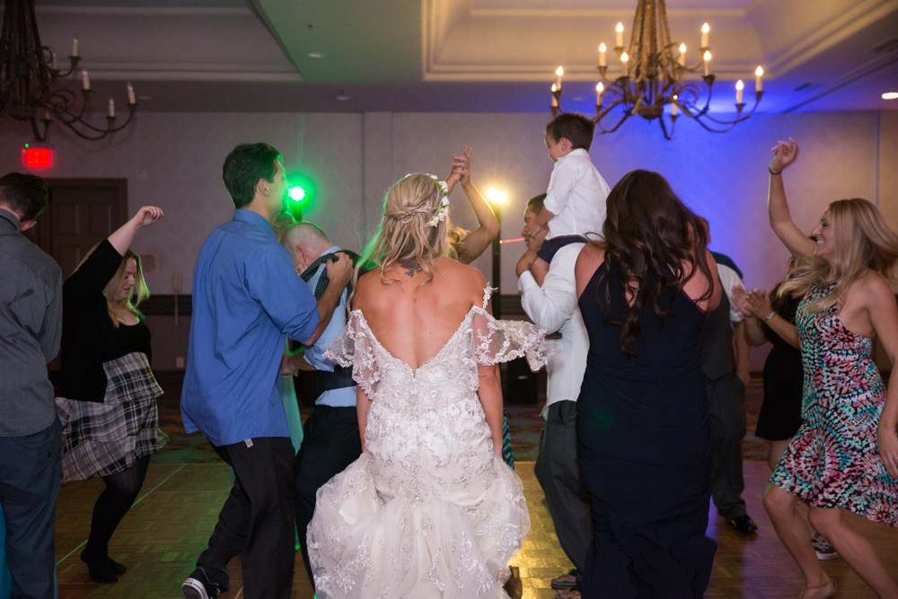 DJ JAS Productions wedding at Embassy Suites Mandalay Beach, Oxnard